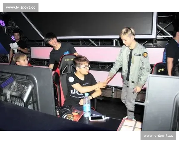 回首荣耀！F1电竞总冠军的辉煌过往，致敬每一位追梦人！